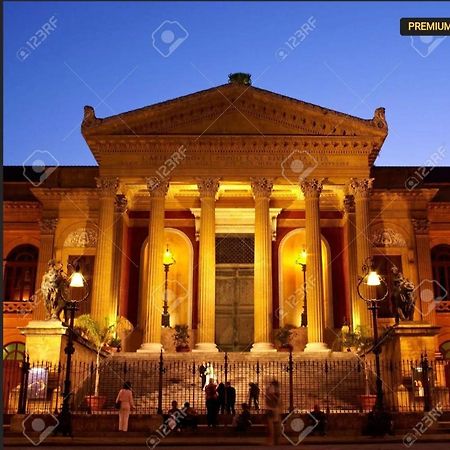 Piccola Suite E Dimora Del Teatro Massimo パレルモ エクステリア 写真