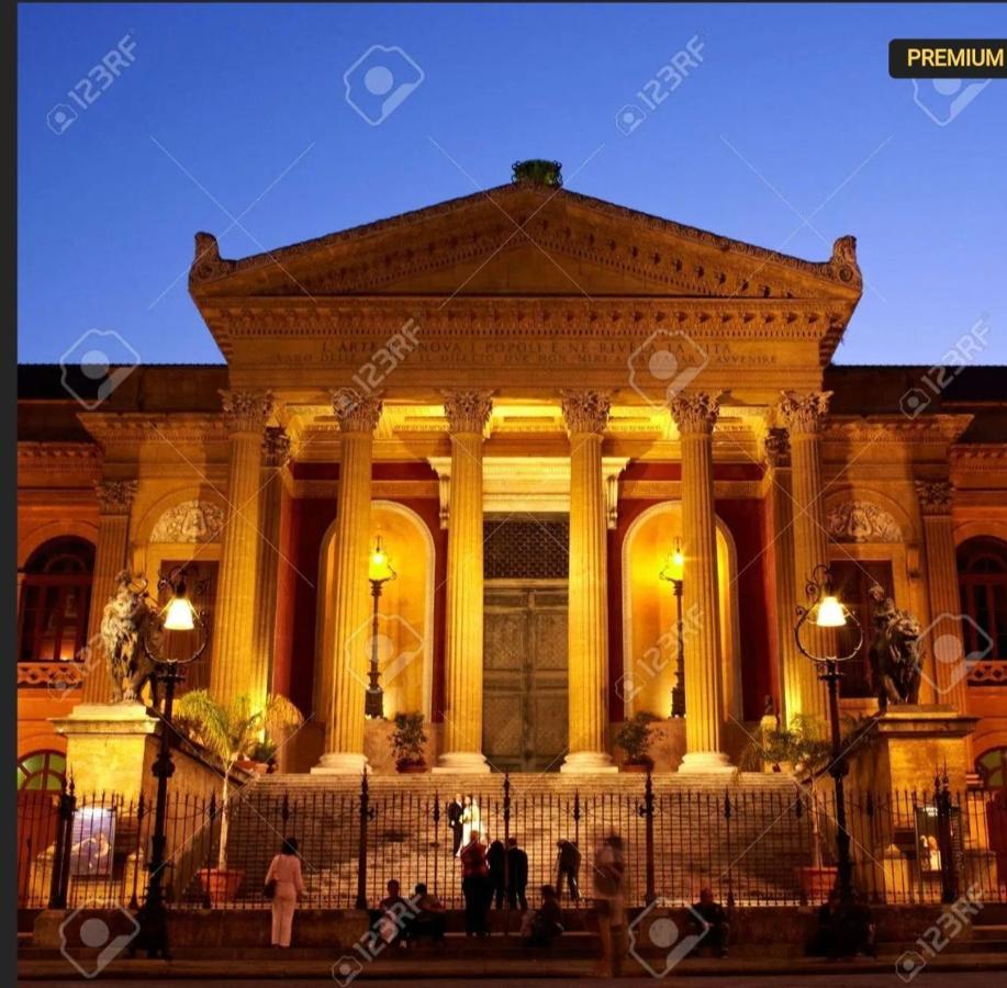 Piccola Suite E Dimora Del Teatro Massimo パレルモ エクステリア 写真